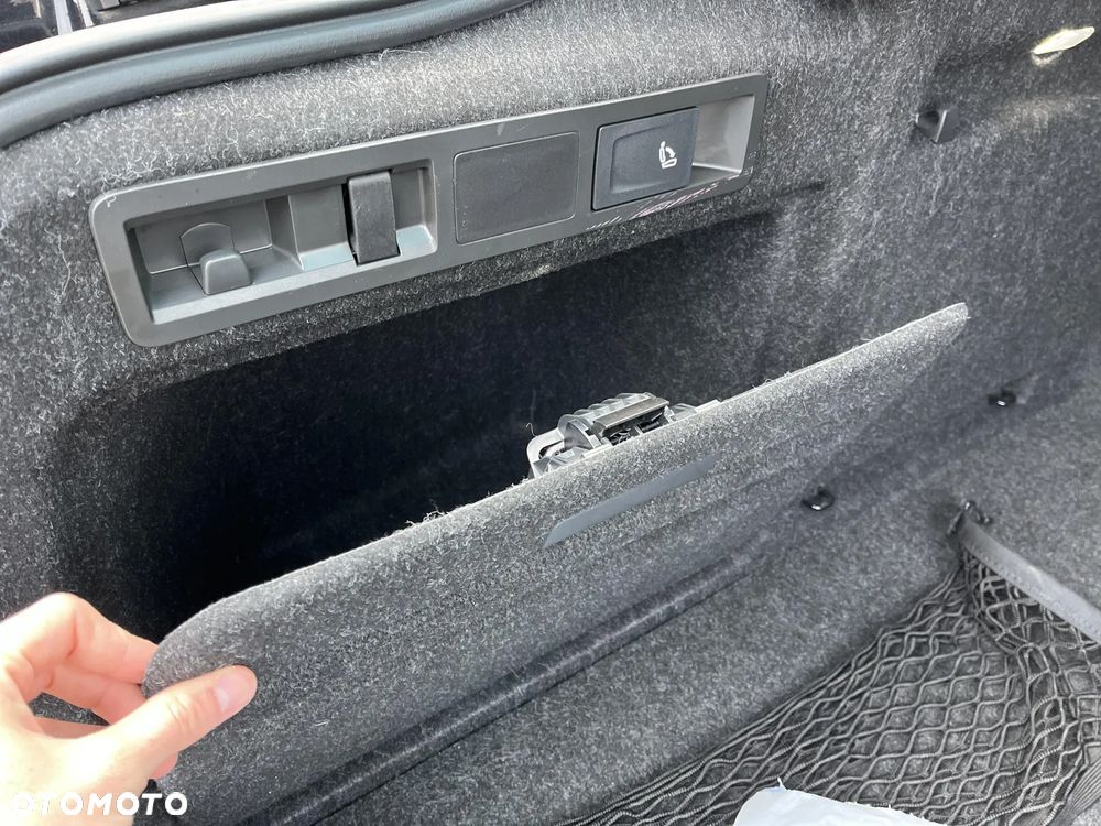 Skoda Superb 2.0 TDI DSG Style - 22