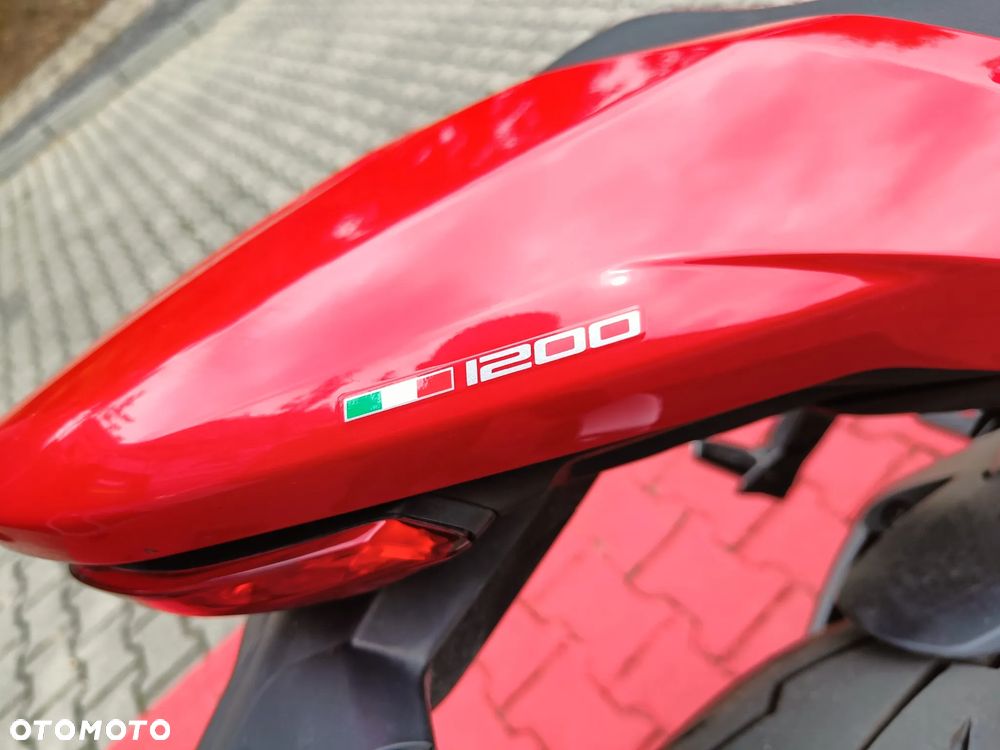 Ducati Monster - 24