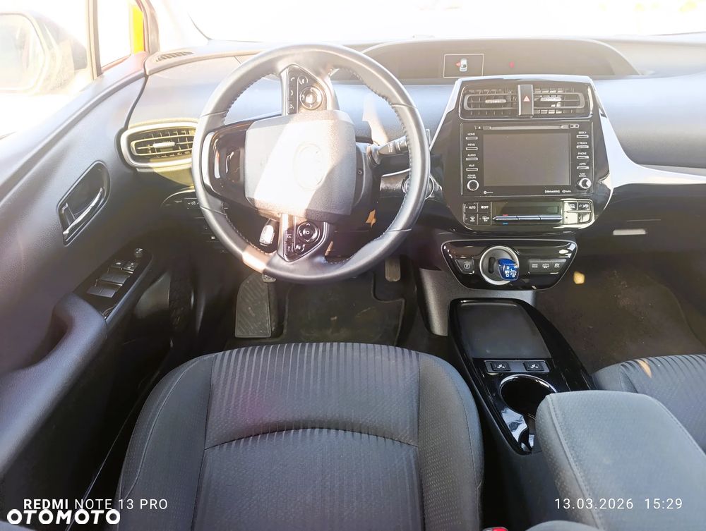 Toyota Prius 1.8 Hybrid Prestige - 11