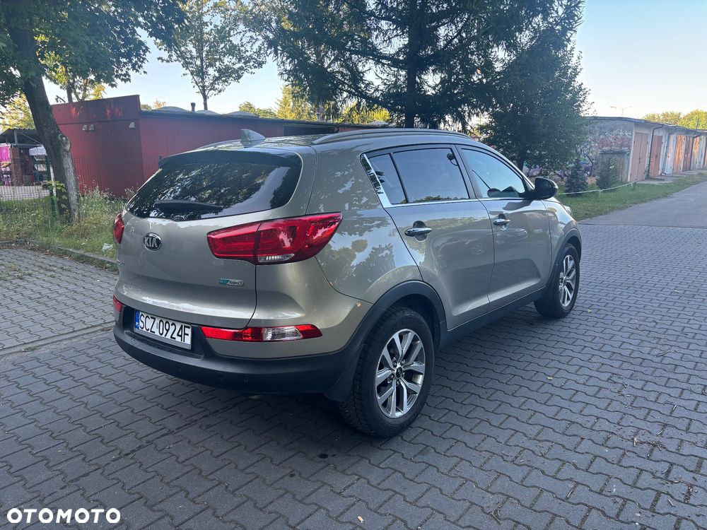 Kia Sportage 1.7 CRDI L 2WD - 11