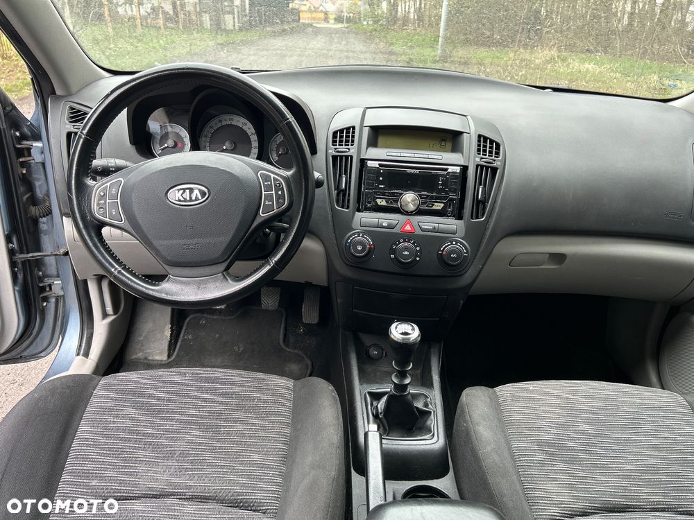 Kia Ceed 1.4 Comfort - 8