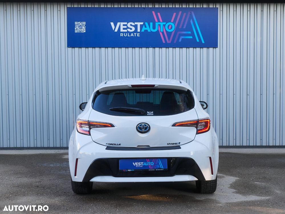 TOYOTA Corolla 2022 — imagine 8