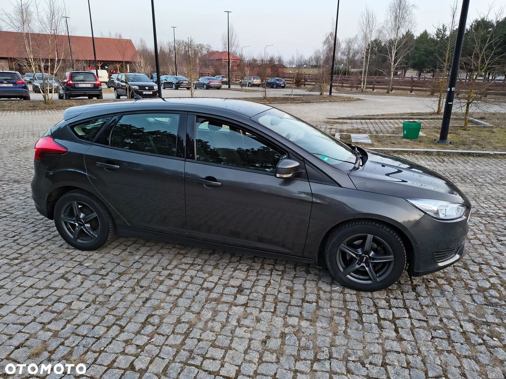 Ford Focus 1.6 Edition - 20
