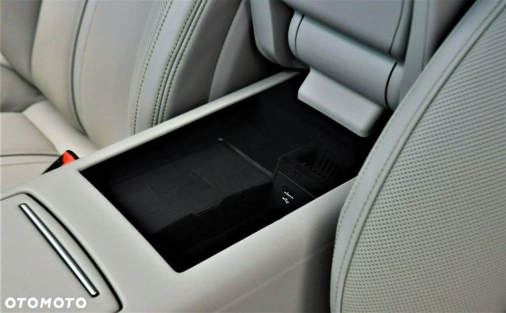 Audi A6 Avant - 27