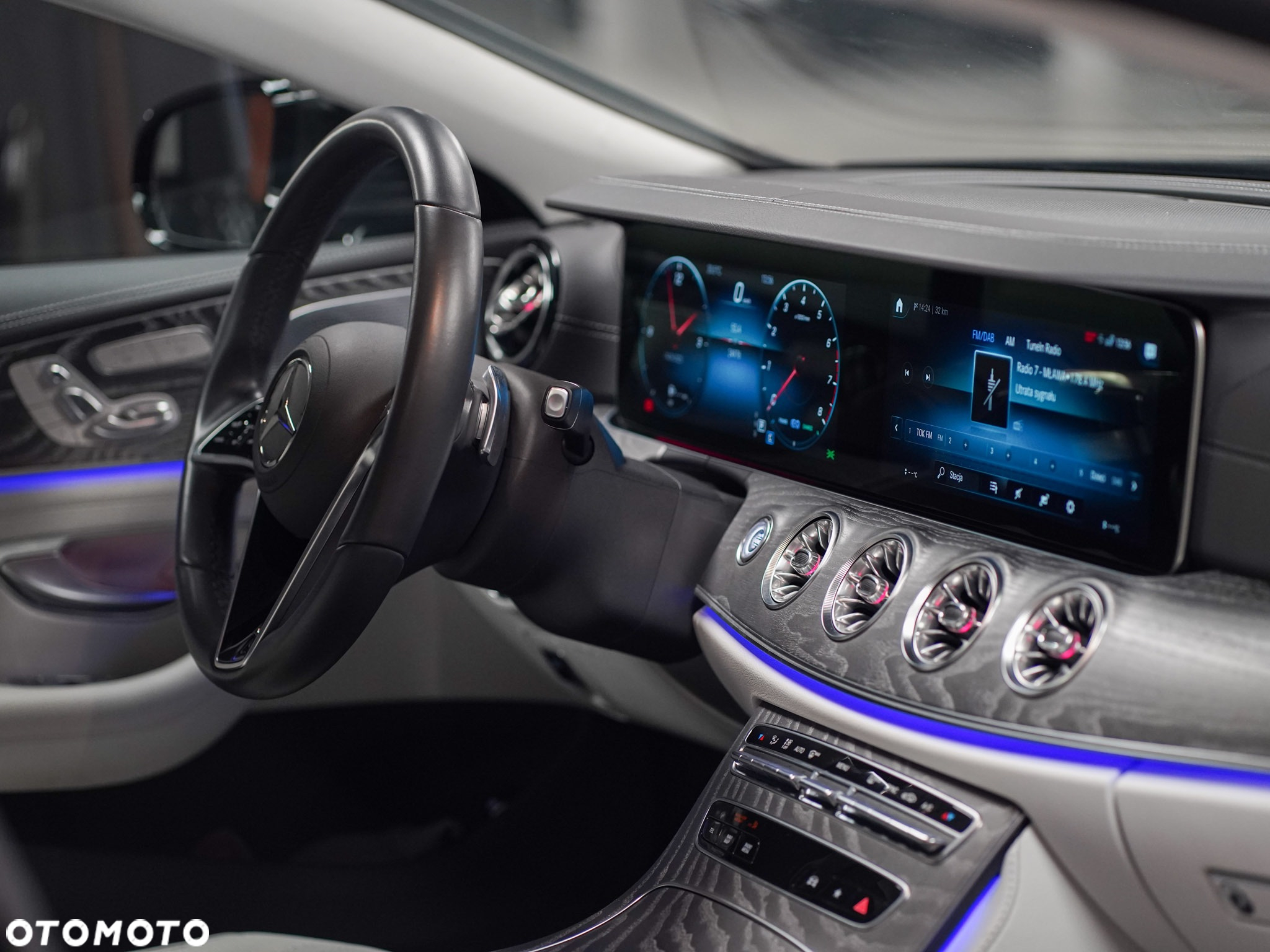 Mercedes-Benz CLS - 28
