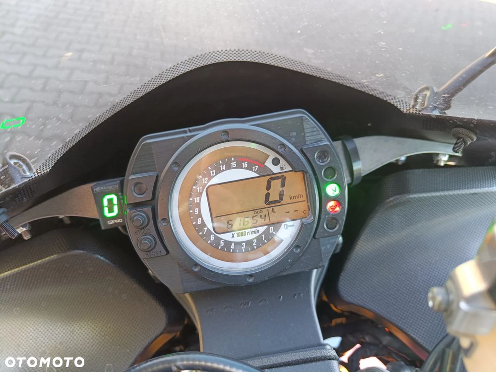 Kawasaki Ninja - 13