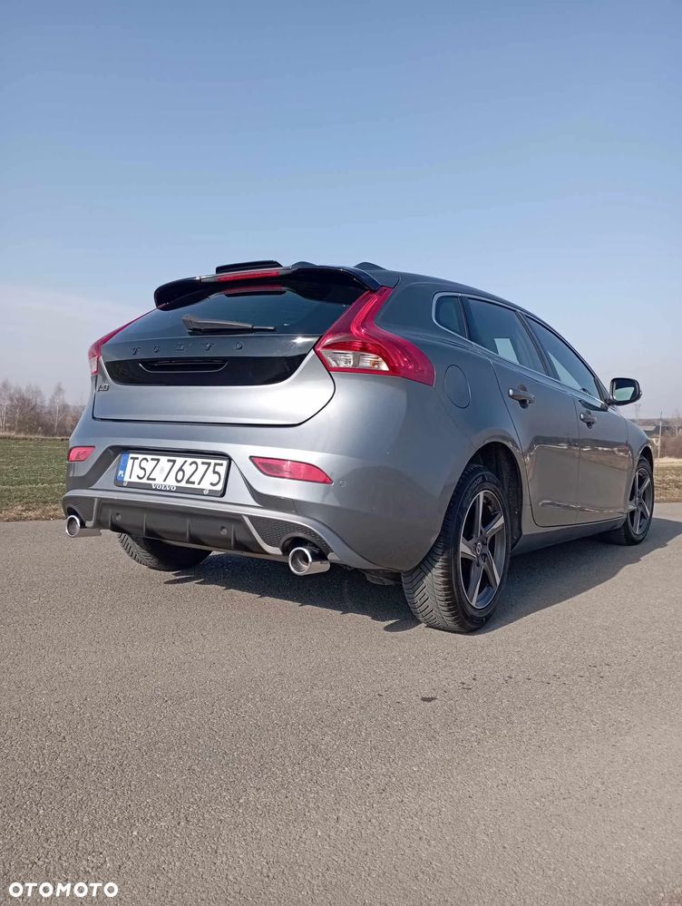Volvo V40 D2 RDesign - 12
