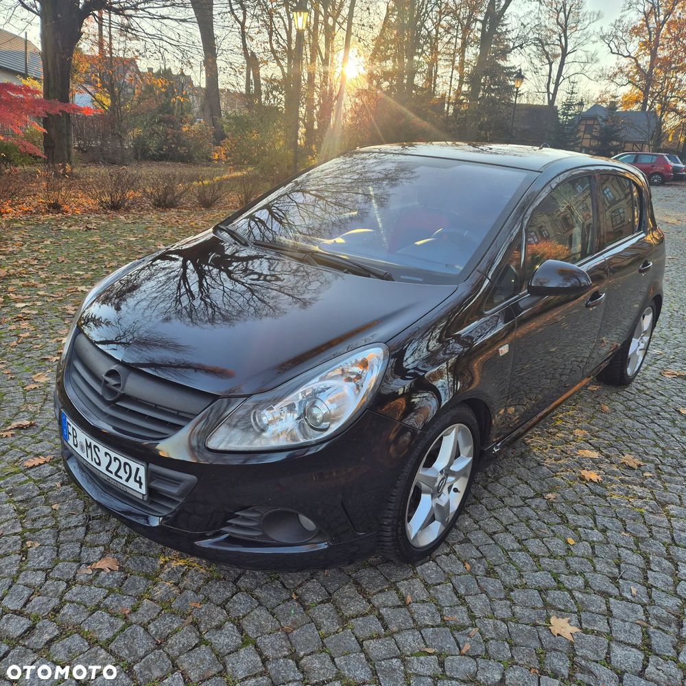 Opel Corsa 1.6 Turbo GSi - 2
