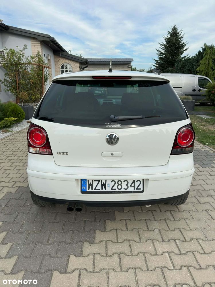 Volkswagen Polo 1.8T GTI - 2