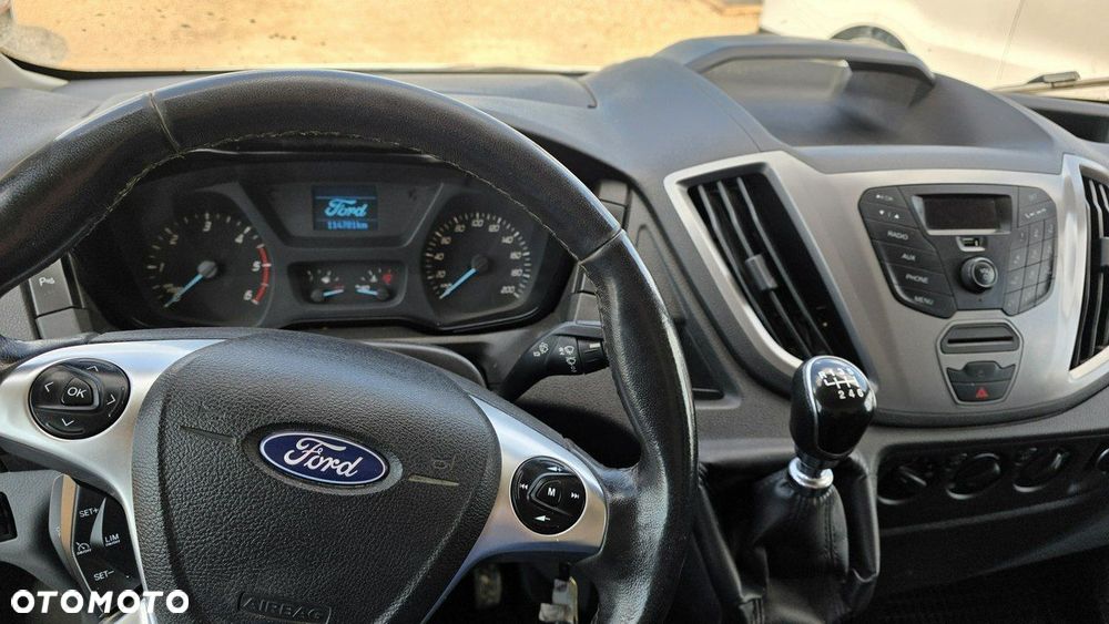 Ford Transit - 17