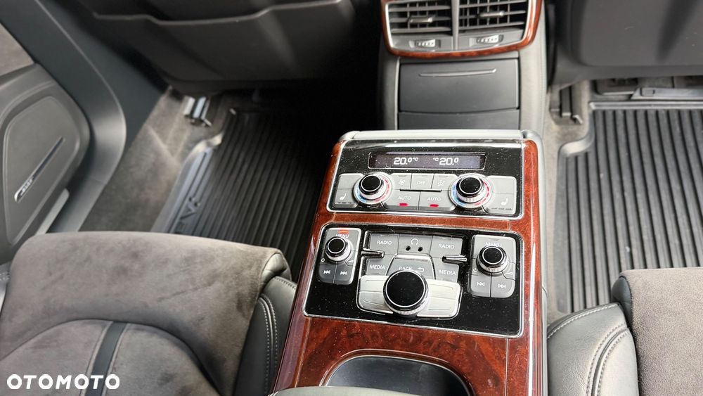 Audi A8 3.0 TDI DPF quattro tiptronic Langversion - 33