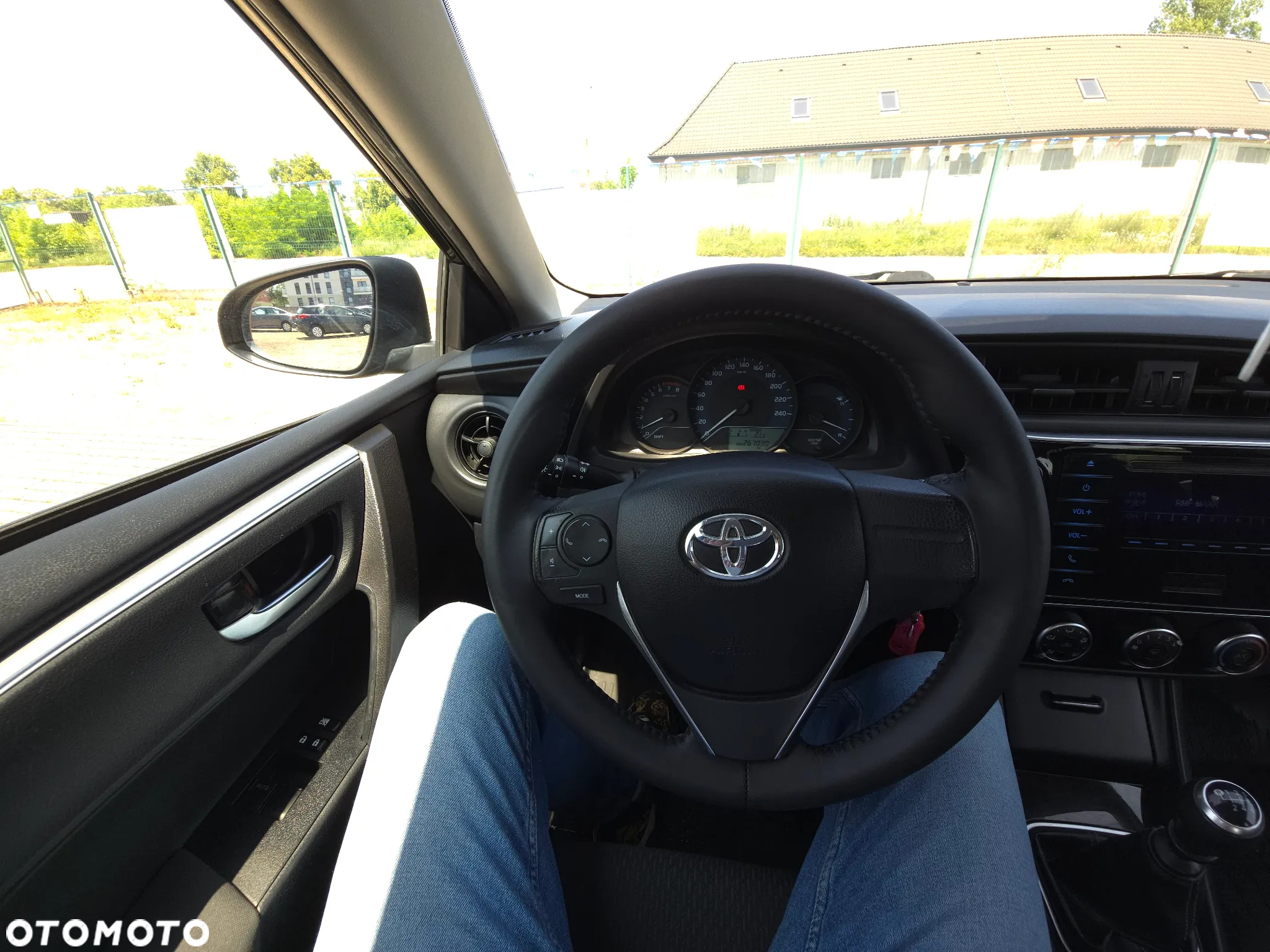 Toyota Corolla 1.6 Active EU6 - 27