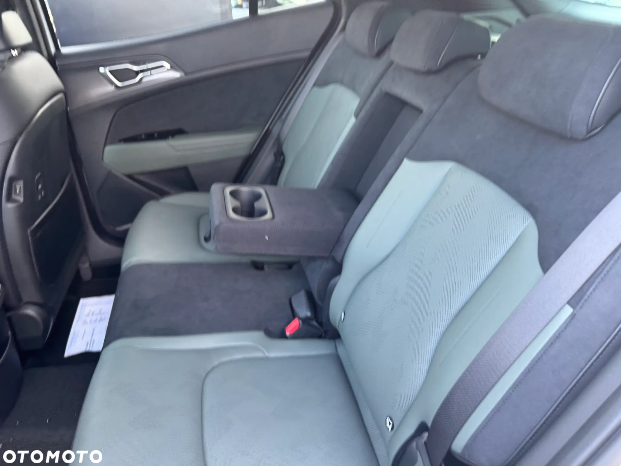 Kia Sportage 1.6 T-GDI Anniversary 2WD - 19