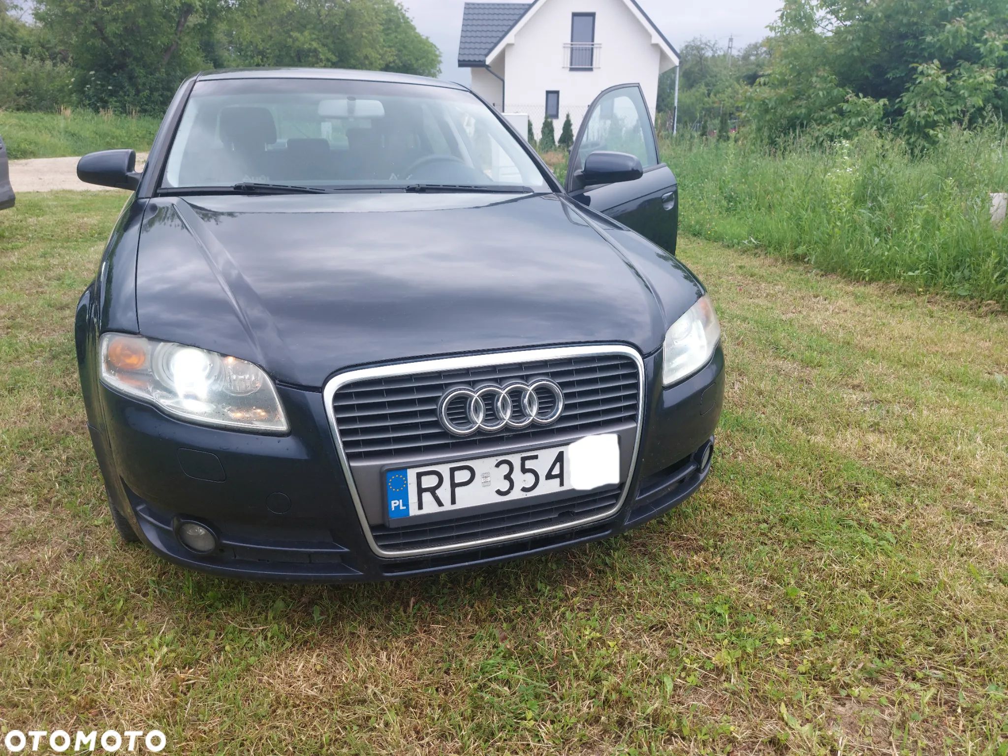 Audi A4 - 1