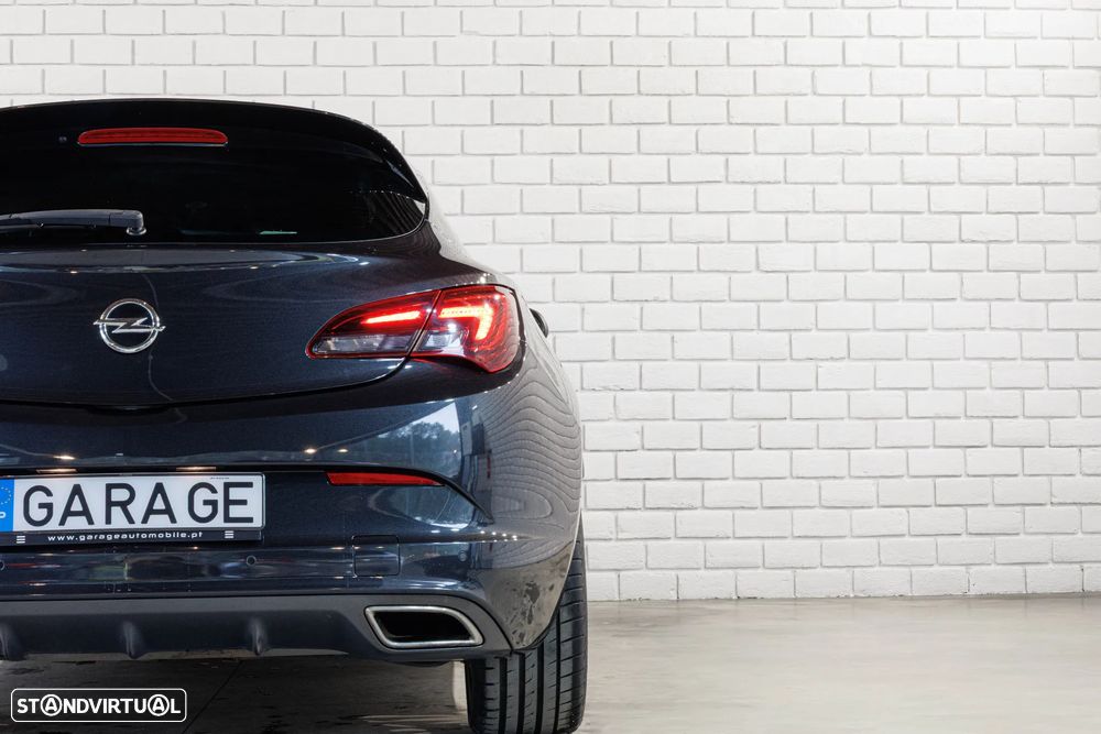 Opel Astra GTC OPC 2.0 T - 7