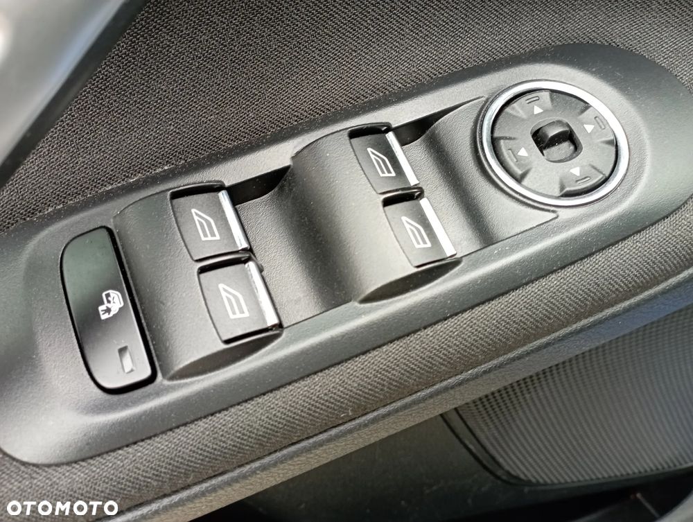 Ford S-Max - 28