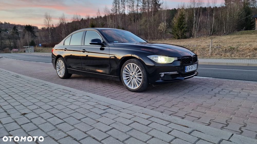 BMW Seria 3 328i Luxury Line - 7