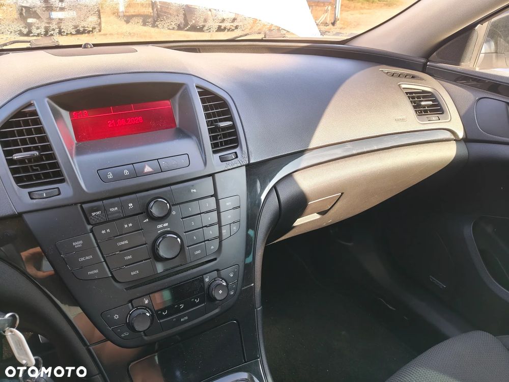 Opel Insignia - 8