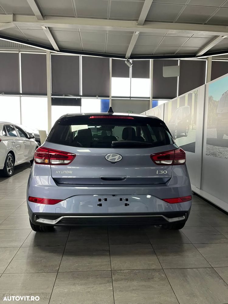 Hyundai i30 1.5 96CP M/T Highway - 8