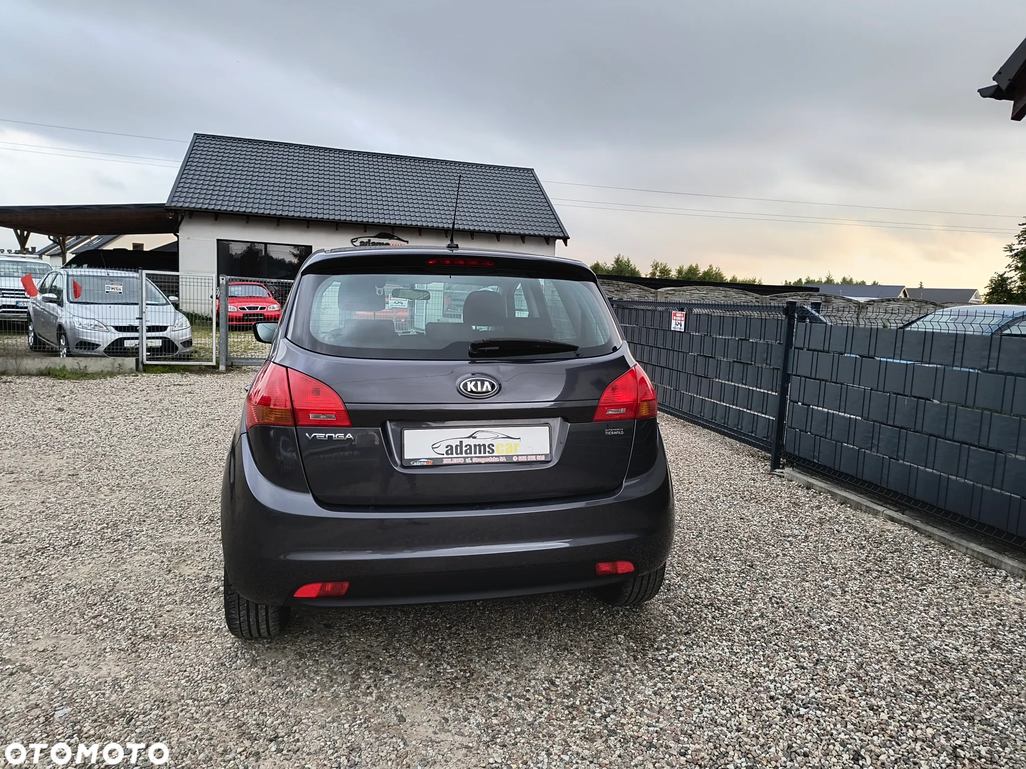 Kia Venga - 4