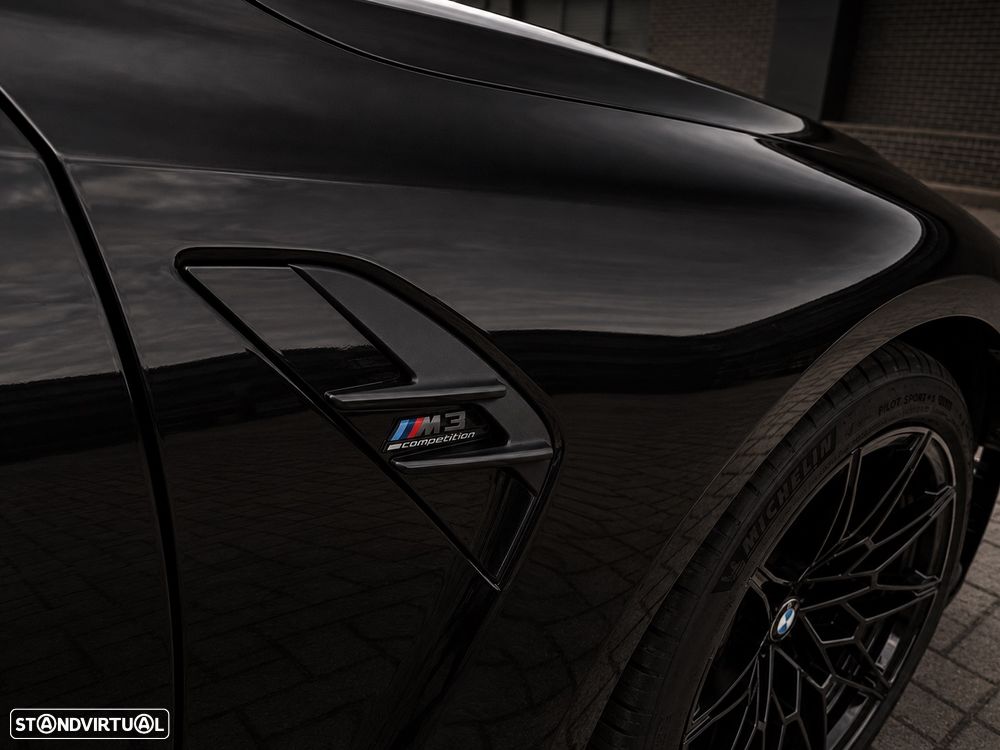 BMW M3 Competition xDrive - 10