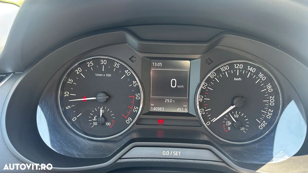 Skoda Octavia 1.6 TDI ELEGANCE - 2