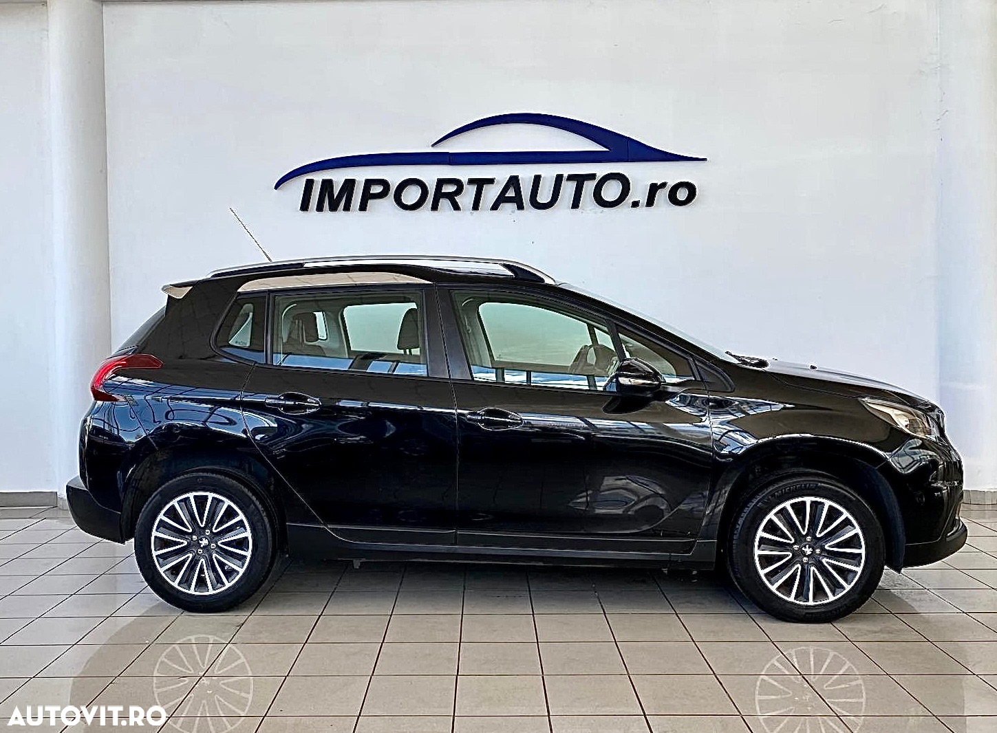 Peugeot 2008 1.2 PureTech Turbo Allure - 7