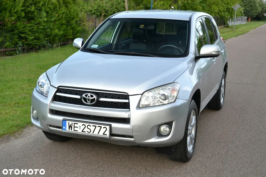 Toyota RAV4 2.2 D-4D 4x4 Executive - 2