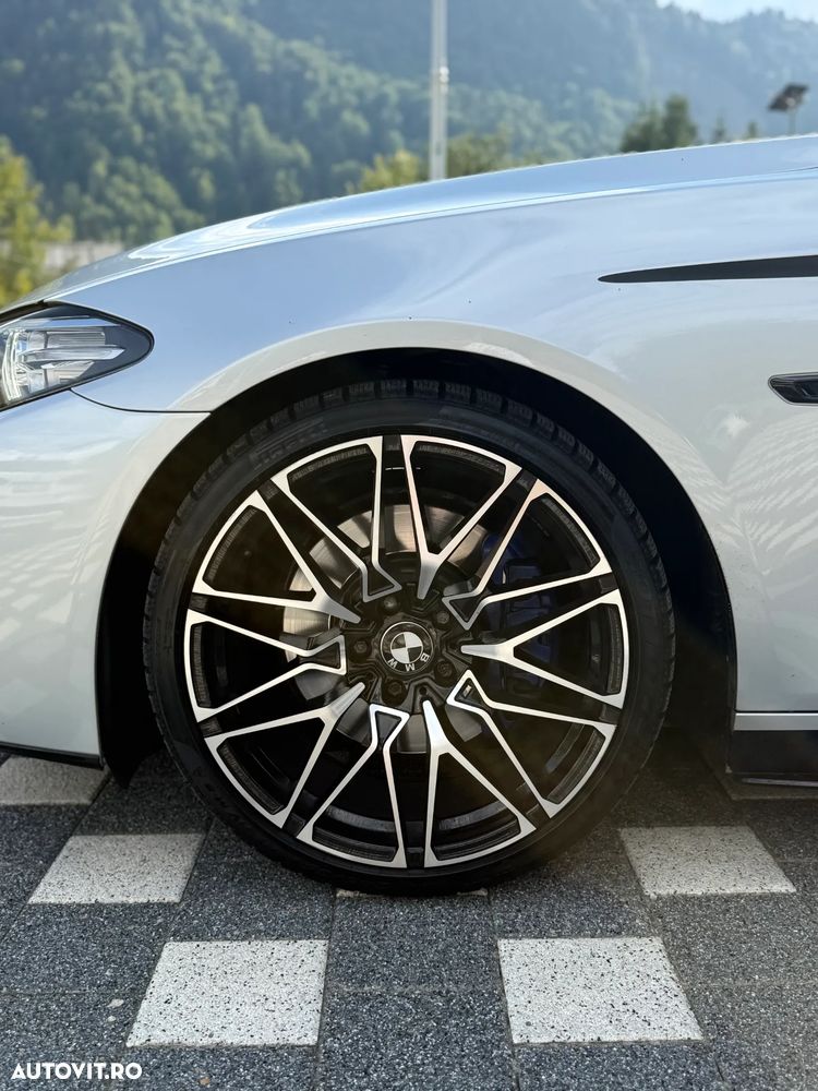 BMW Seria 5 525d Sport-Aut. Luxury Line - 20
