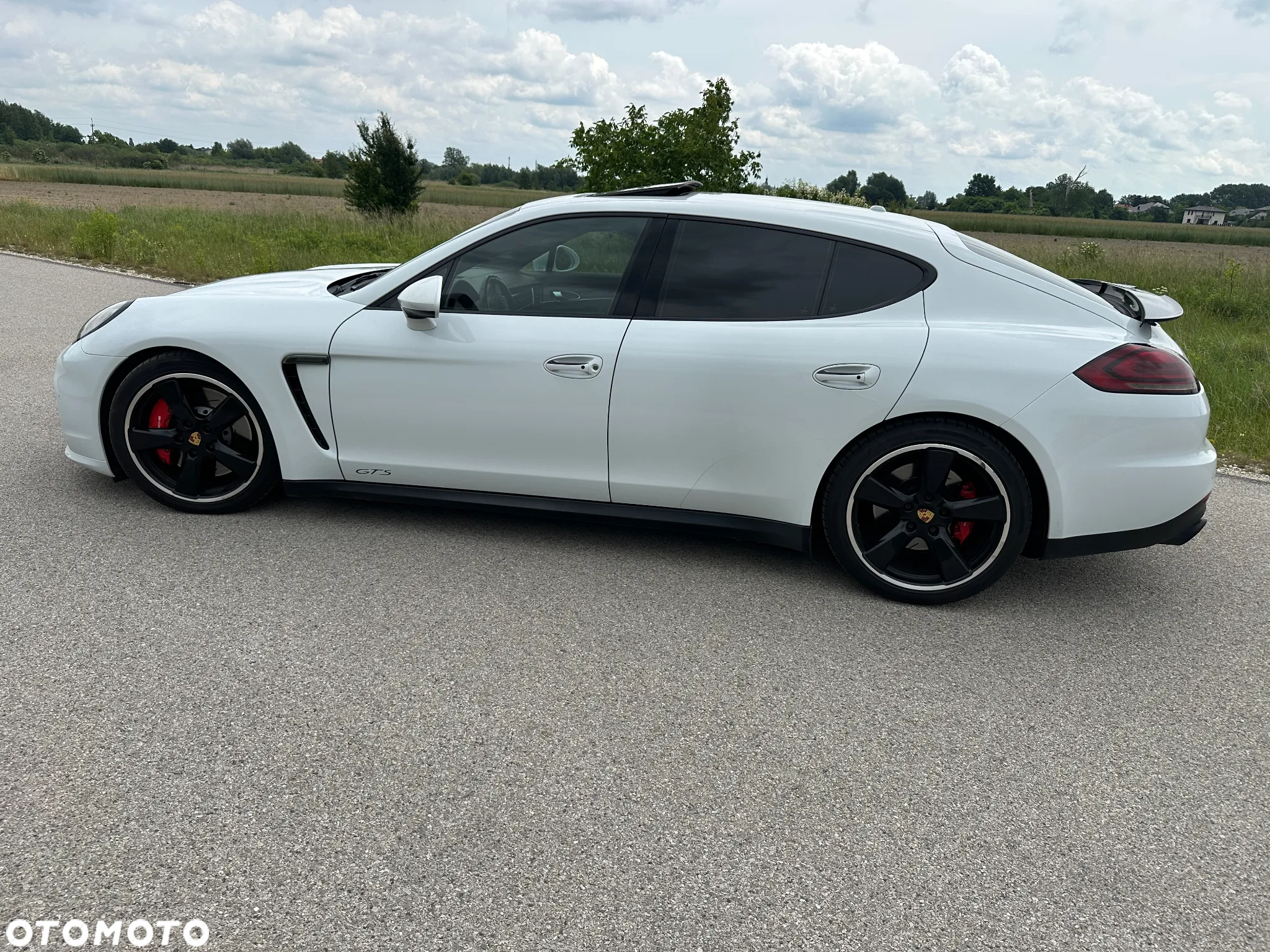 Porsche Panamera GTS PDK - 14