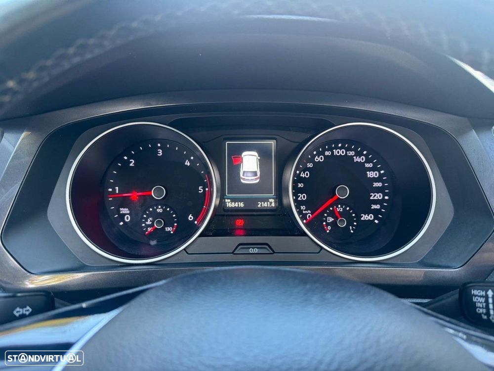 VW Tiguan 1.6 TDI Confortline - 19