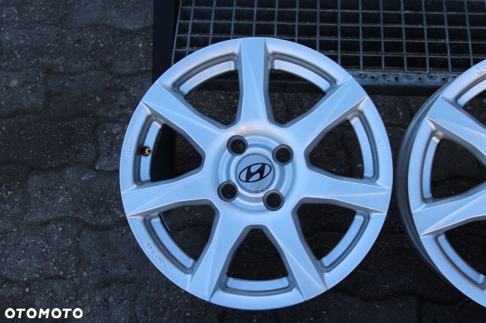 oz hyundai i10 15cali 4x100 et47 6j tpms - 1