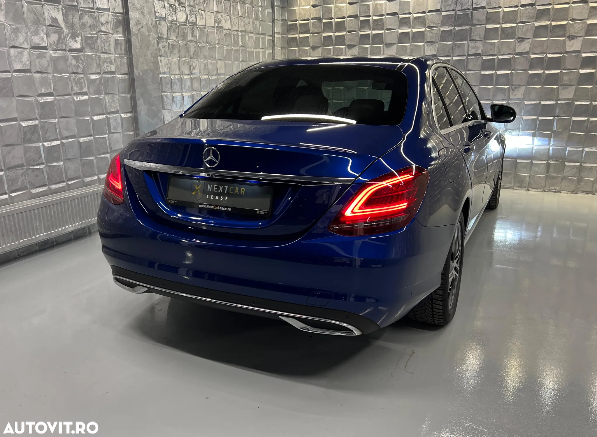 Mercedes-Benz C - 4