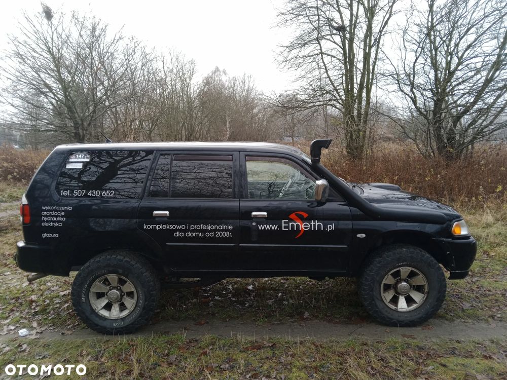 Mitsubishi Pajero Sport - 8