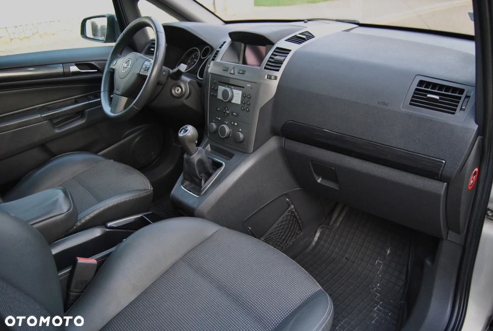 Opel Zafira 1.9 CDTI Cosmo - 7