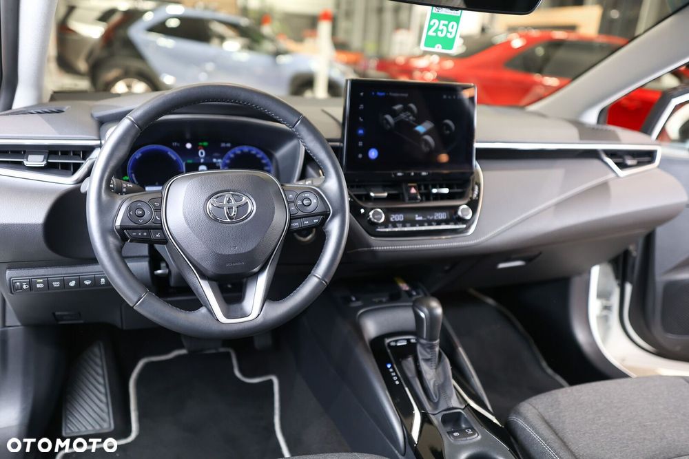 Toyota Corolla 1.8 Hybrid Comfort - 24