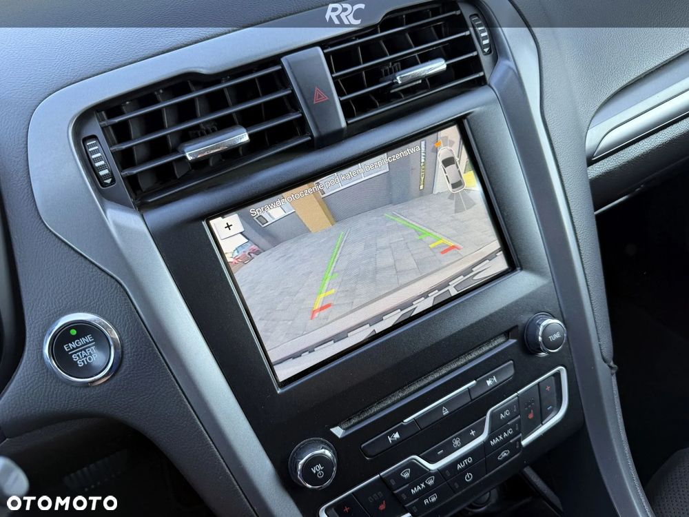 Ford Mondeo 2.0 TDCi Titanium PowerShift - 28