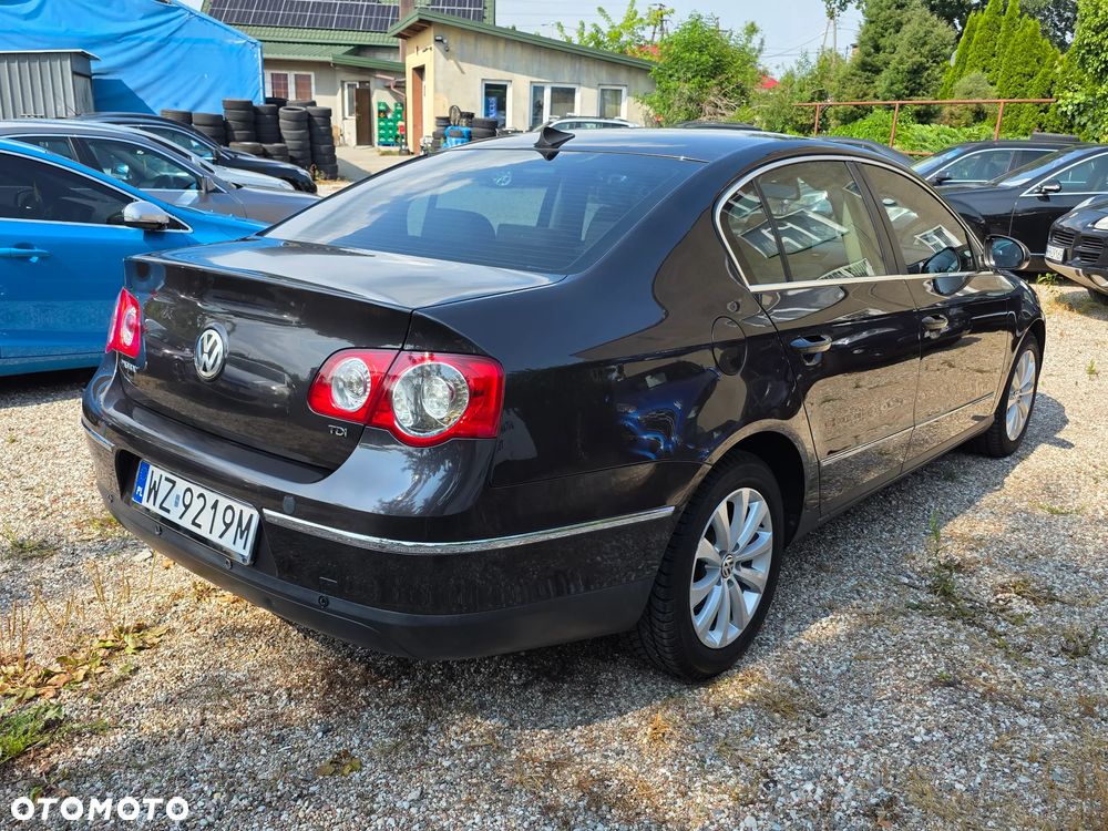 Volkswagen Passat 1.9 TDI Trendline - 3
