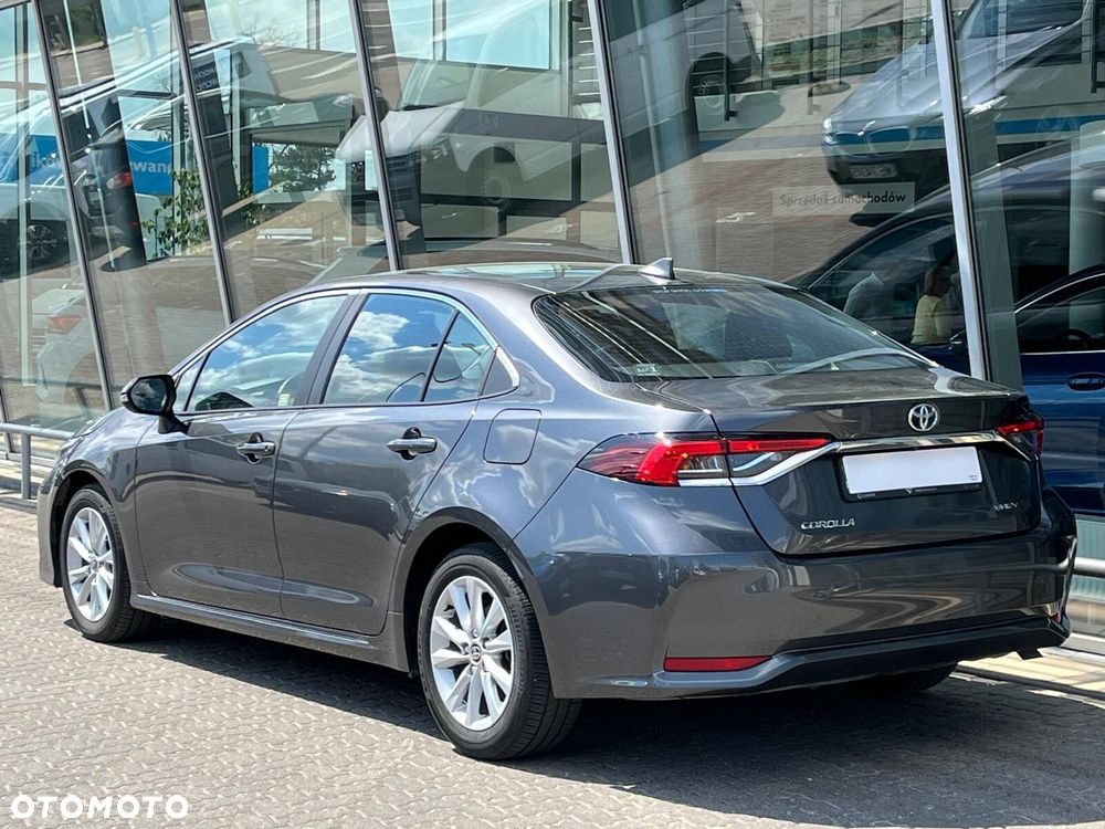 Toyota Corolla 1.8 Hybrid Comfort - 13