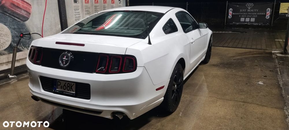 Ford Mustang 3.7 V6 - 34