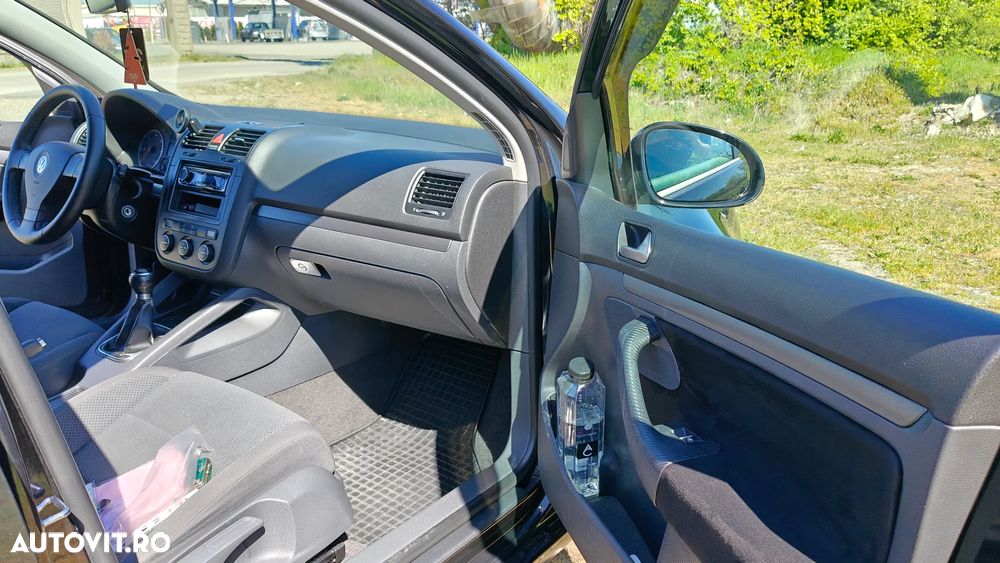 Volkswagen Golf 1.9 TDI Comfortline - 23