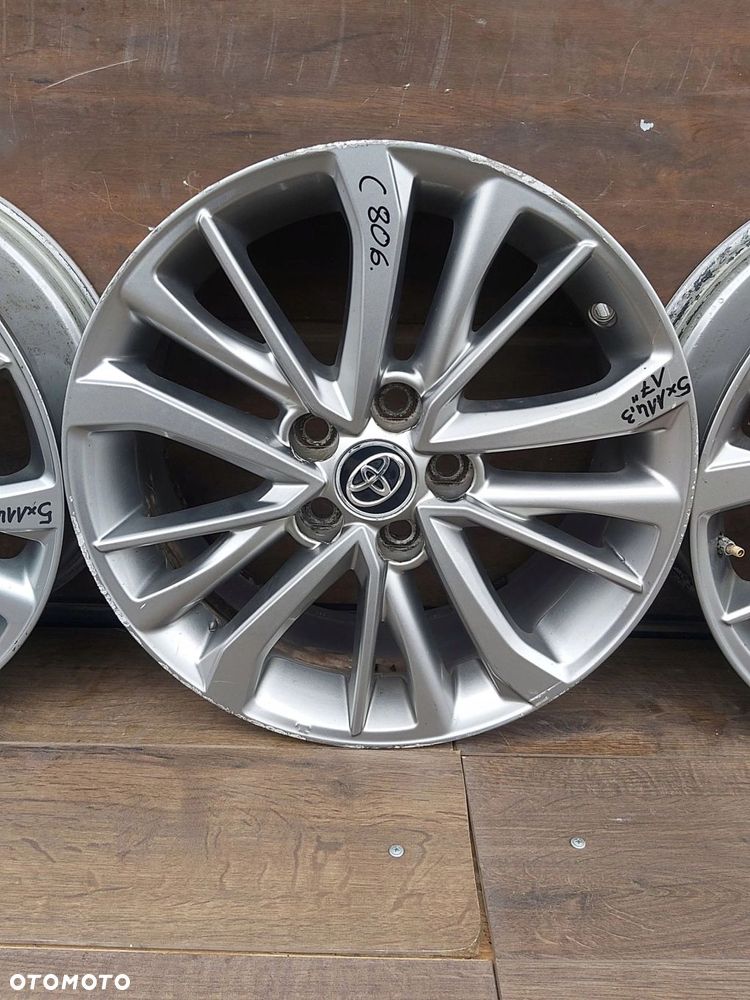 Toyota Yaris Cross alufelgi 17 felgi 5x114,3 HL8104-11GY02 - 5
