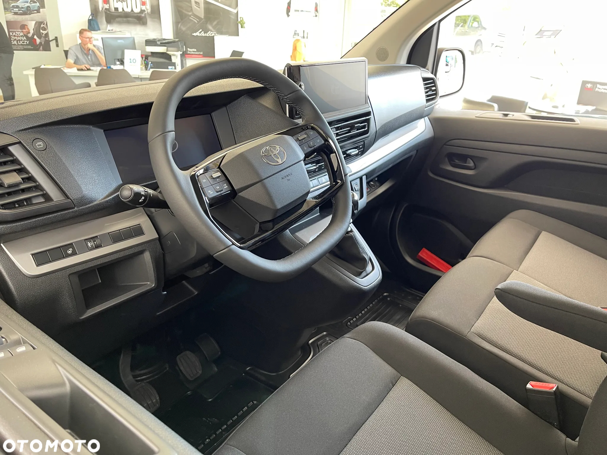 Toyota PROACE - 14