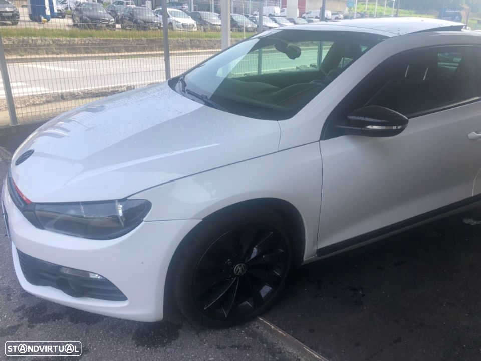 VW Scirocco 2.0 TDI Sport - 10