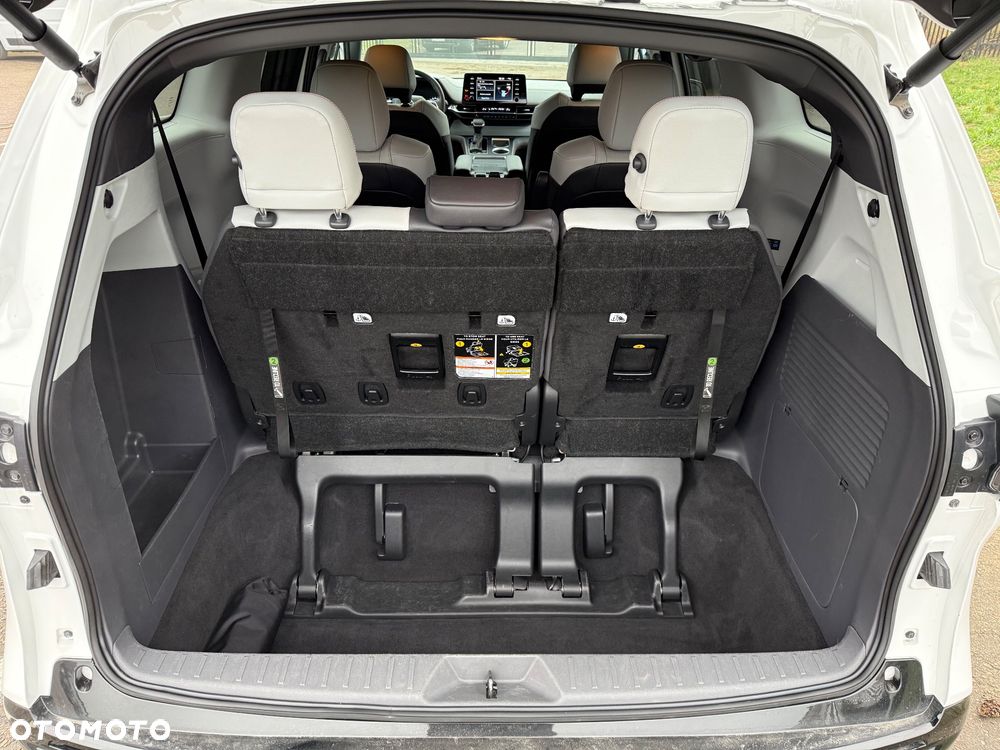 Toyota Sienna - 27