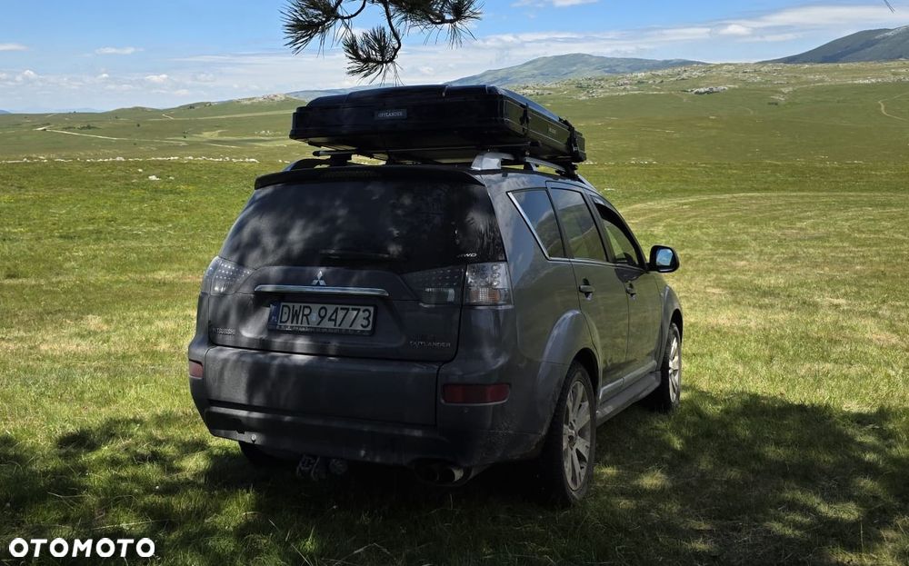 Mitsubishi Outlander - 38
