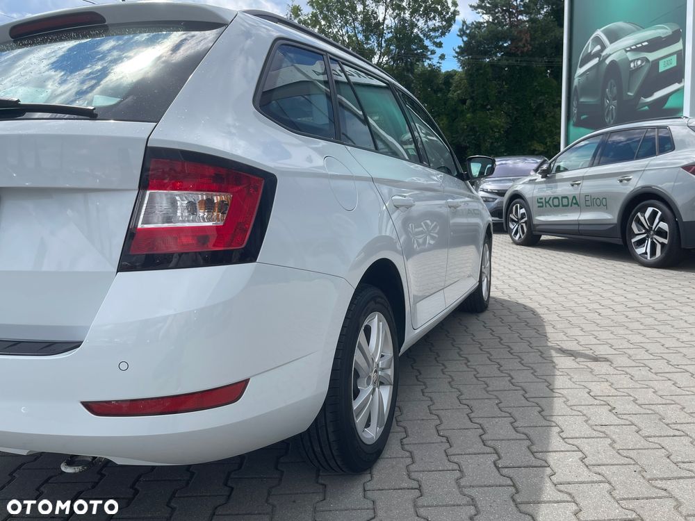 Skoda Fabia 1.0 TSI Ambition - 19