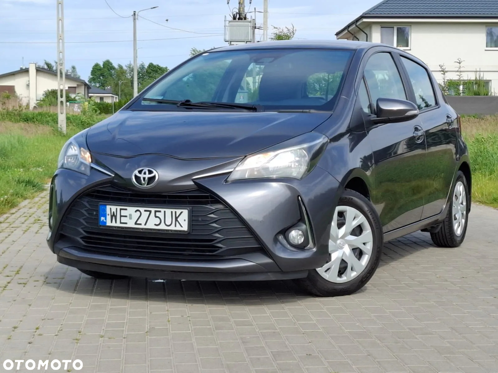 Toyota Yaris 1.0 Premium - 29