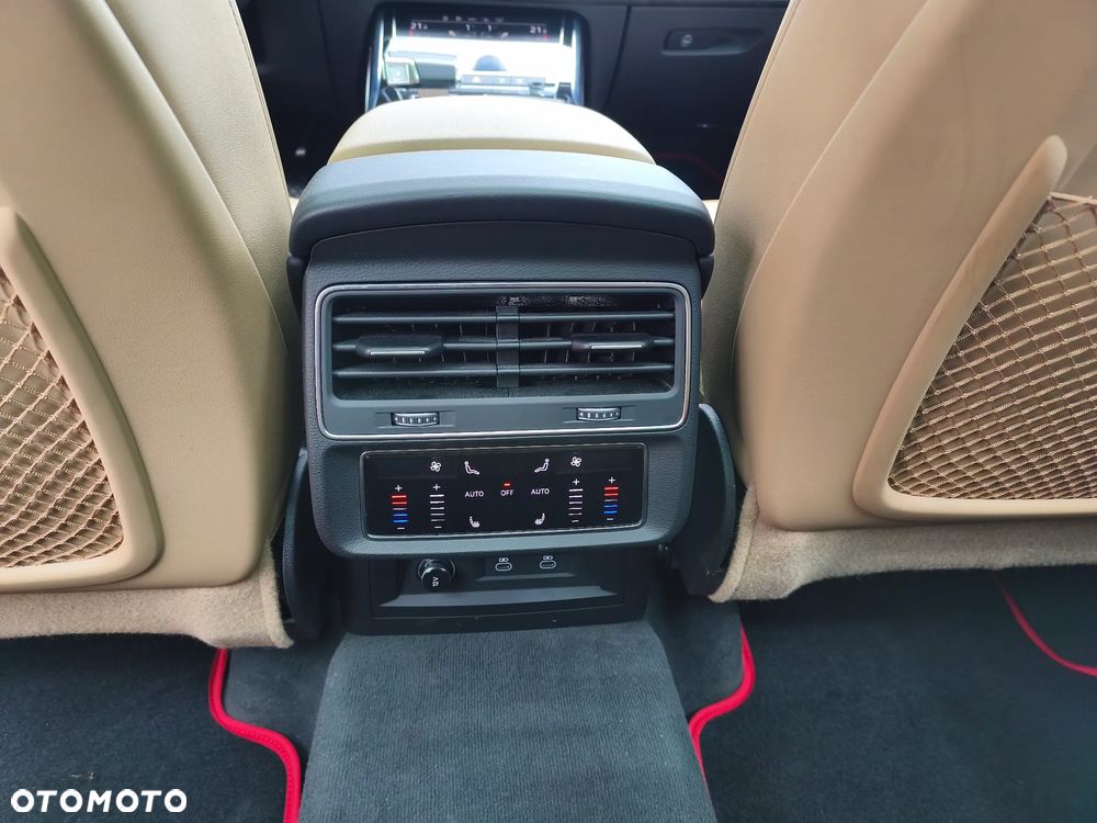 Audi Q7 - 19