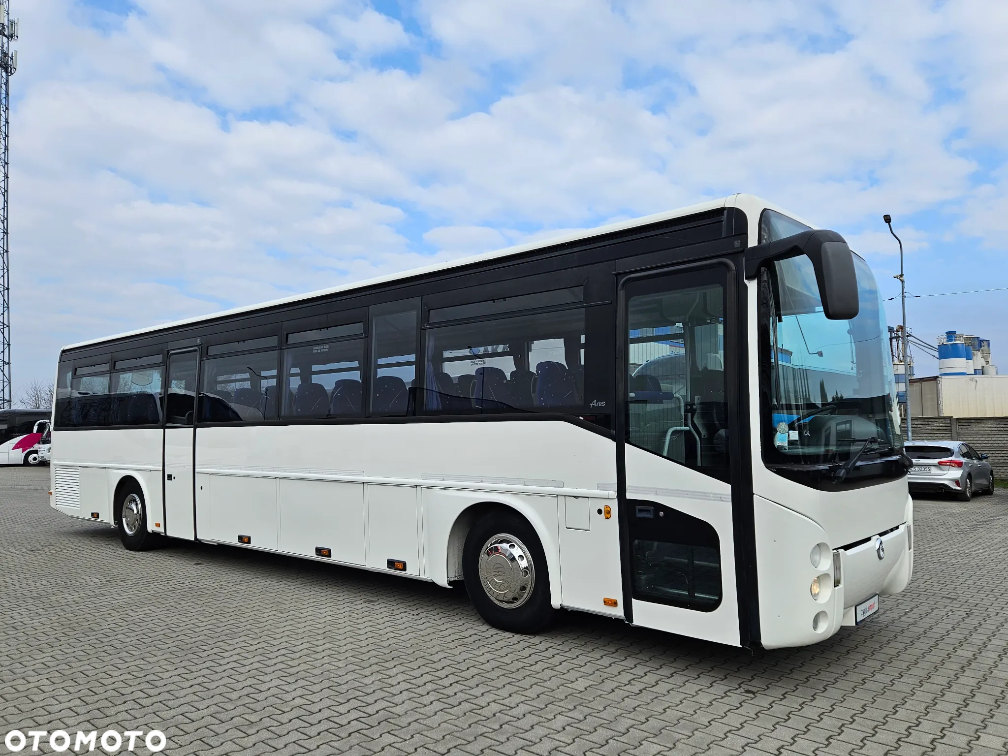Irisbus ARES / SPROWADZONY / 62 MIEJSCA + 26 STOJACYCH - 9